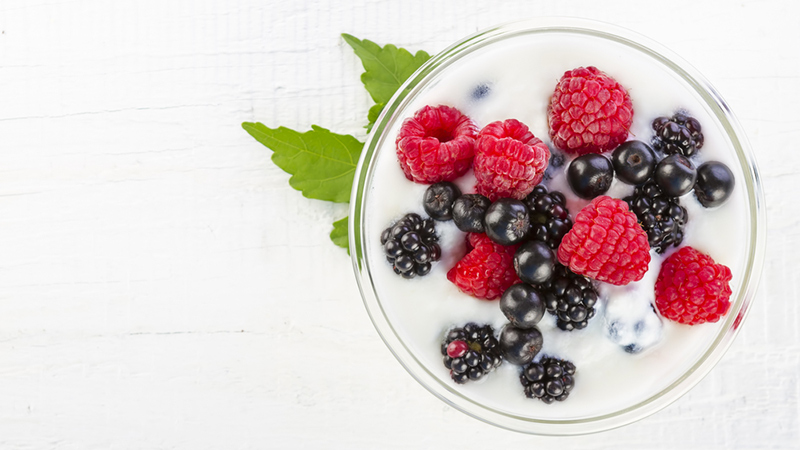 yogurt-berries